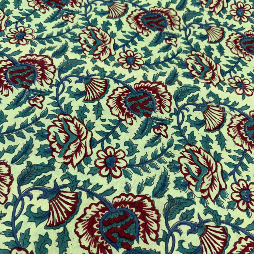 HandBlock Poppy Curl